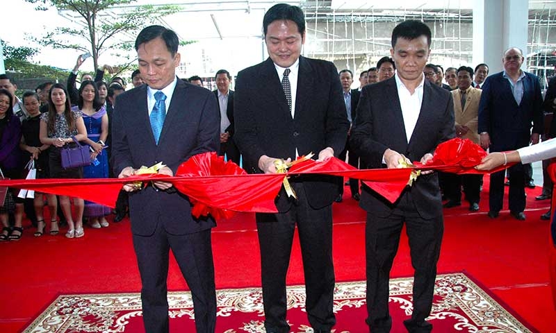 VTRUST Tower Opens to Tenants