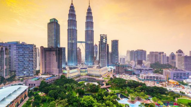 Malaysian Market Continues Downward Trend