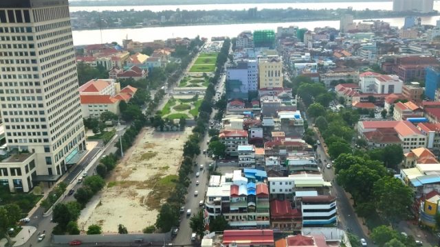 A High-density and Urbanised Phnom Penh