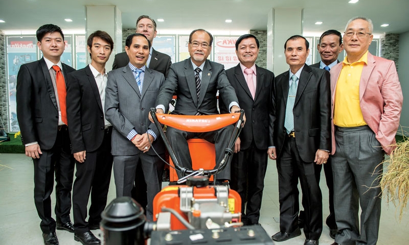 Meng Leng Eav Opens Innovative Showroom