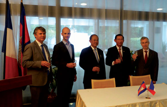Ppwsa Signs Contracts to Build Cambodia’s Largest Water Treatment Facility