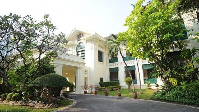 Uk Sells Thai Embassy