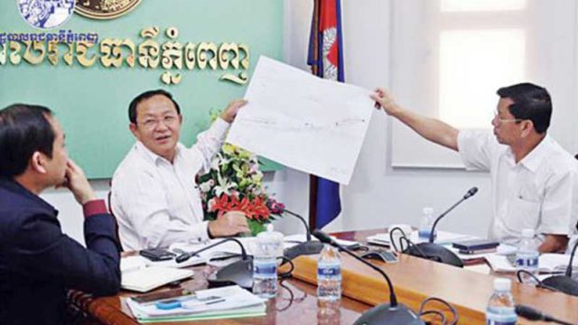 Another walkway for riverside