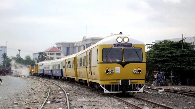MPWT Sets Goal to Complete Phnom Penh-poipet Rail Line by This Year