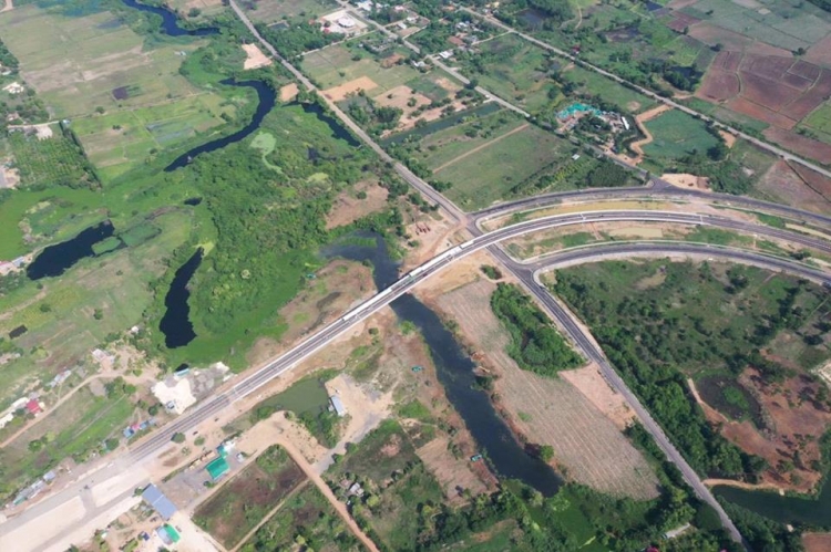 Cambodia and Thailand Jointly Construct First Border Bridge
