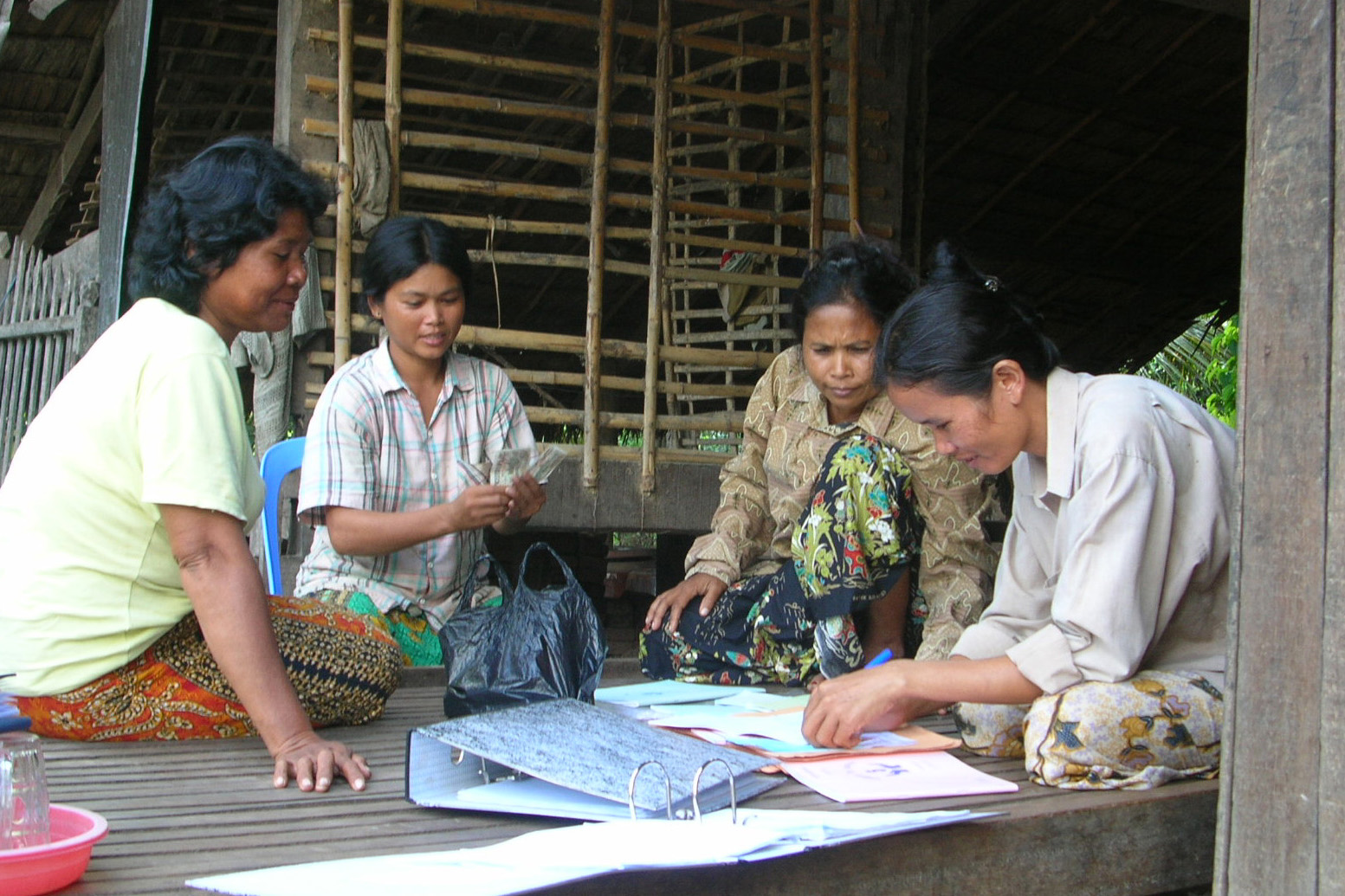 LICADHO: Upsurge in microfinance debt leads to land loss and human rights abuses in Cambodia