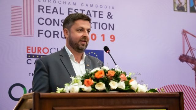 Comin Khmere: Real Estate and Construction forum a good platform for knowledge sharing
