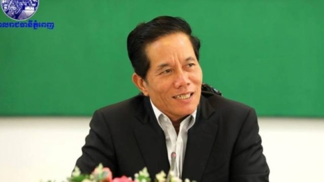 Phnom Penh City Hall holds meeting on land ownership issues