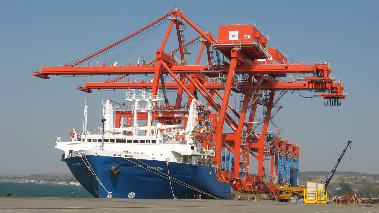 Cambodia drafting port law