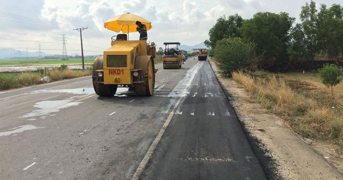 Government to construct three more national roads next year