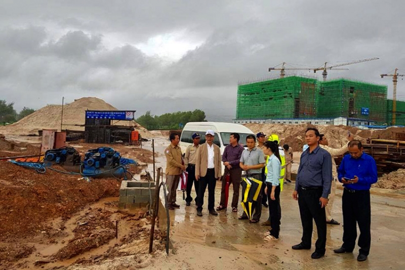 រដ្ឋាភិបាលព្រមានបិទការដ្ឋានសំណង់មួយចំនួននៅខេត្តព្រះសីហនុ