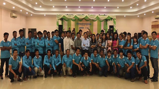 រោងចក្រកៅស៊ូក្រាលថ្នល់ CCES ឆ្ពោះទៅរកភាពរីកចំរើនបន្ថែមទៀត