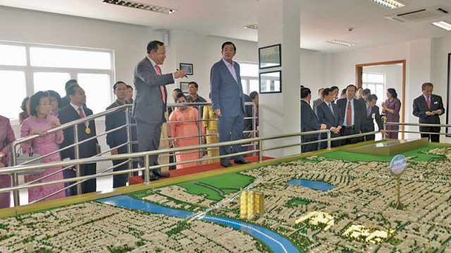 សាលារាជធានីភ្នំពេញបង្ហាញពីសេវាមានភាពប្រសើរឡើង