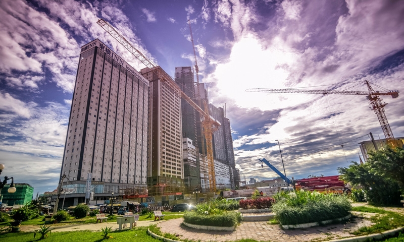 Are Tall Skyscraper Towers or Buildings Necessary in Phnom Penh?