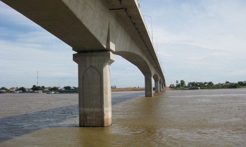 City Hall considers Tonle Sap bridge