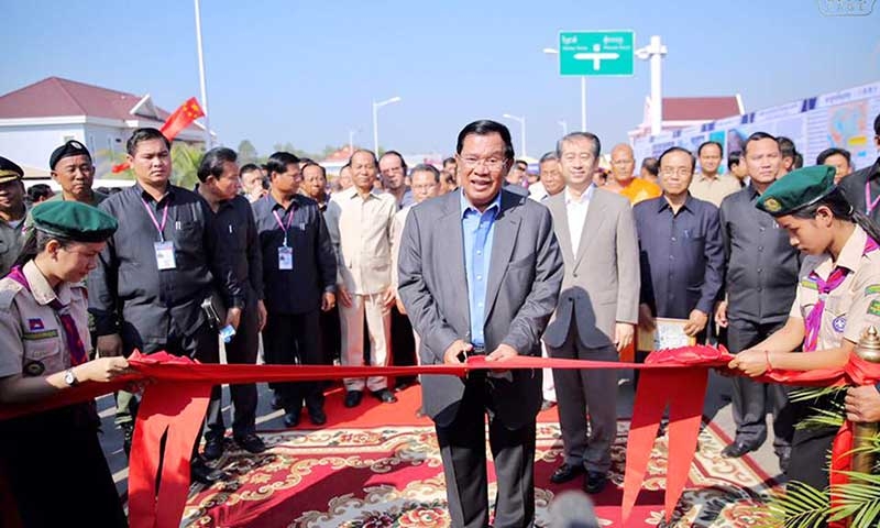 Koh Thom bridge opens