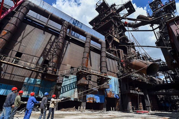 Top Chinese Steel Manufacturer Mulling Moving Blast Furnaces to Cambodia