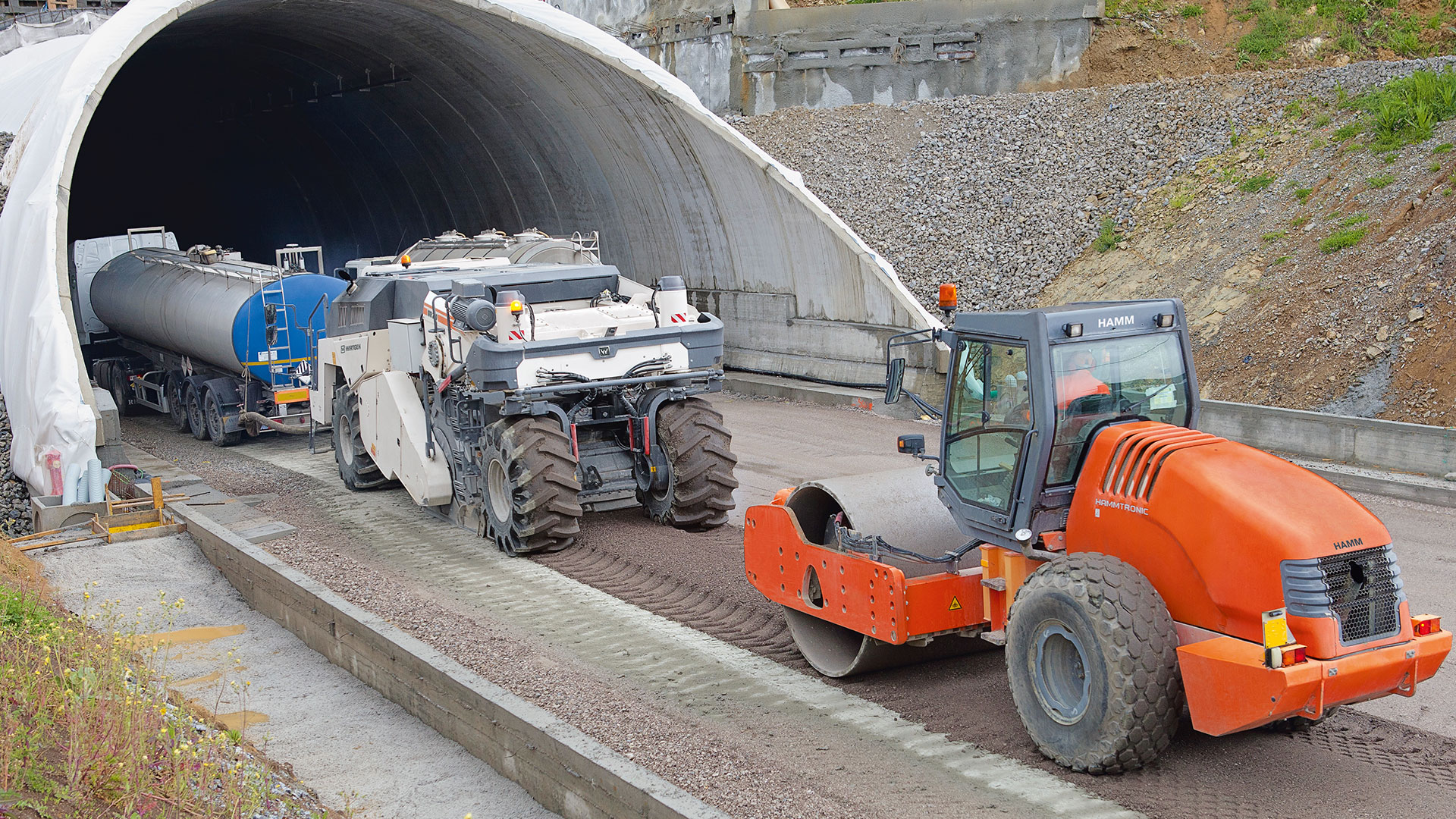 New Road Maintenance Technology Called Cold in Placed Recycling Introduced to Cambodia