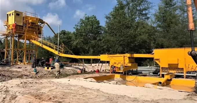 Vietnam opens first factory converting sea sand to construction sand