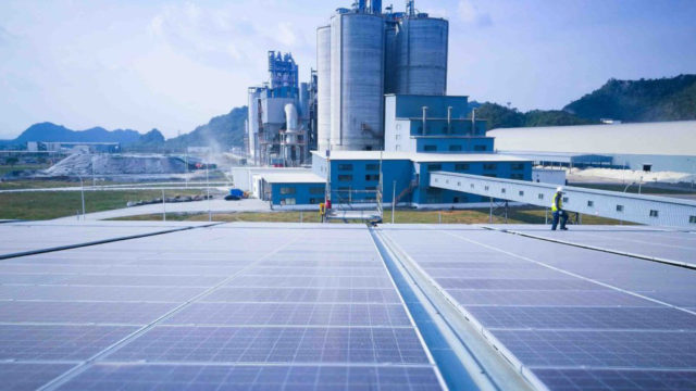 ការដំឡើងសូឡា PV នៅលើដំបូលអាចកាត់បន្ថយហានិភ័យនៃការប្រែប្រួលអាកាសធាតុ និងបង្កើនវិនិយោគ