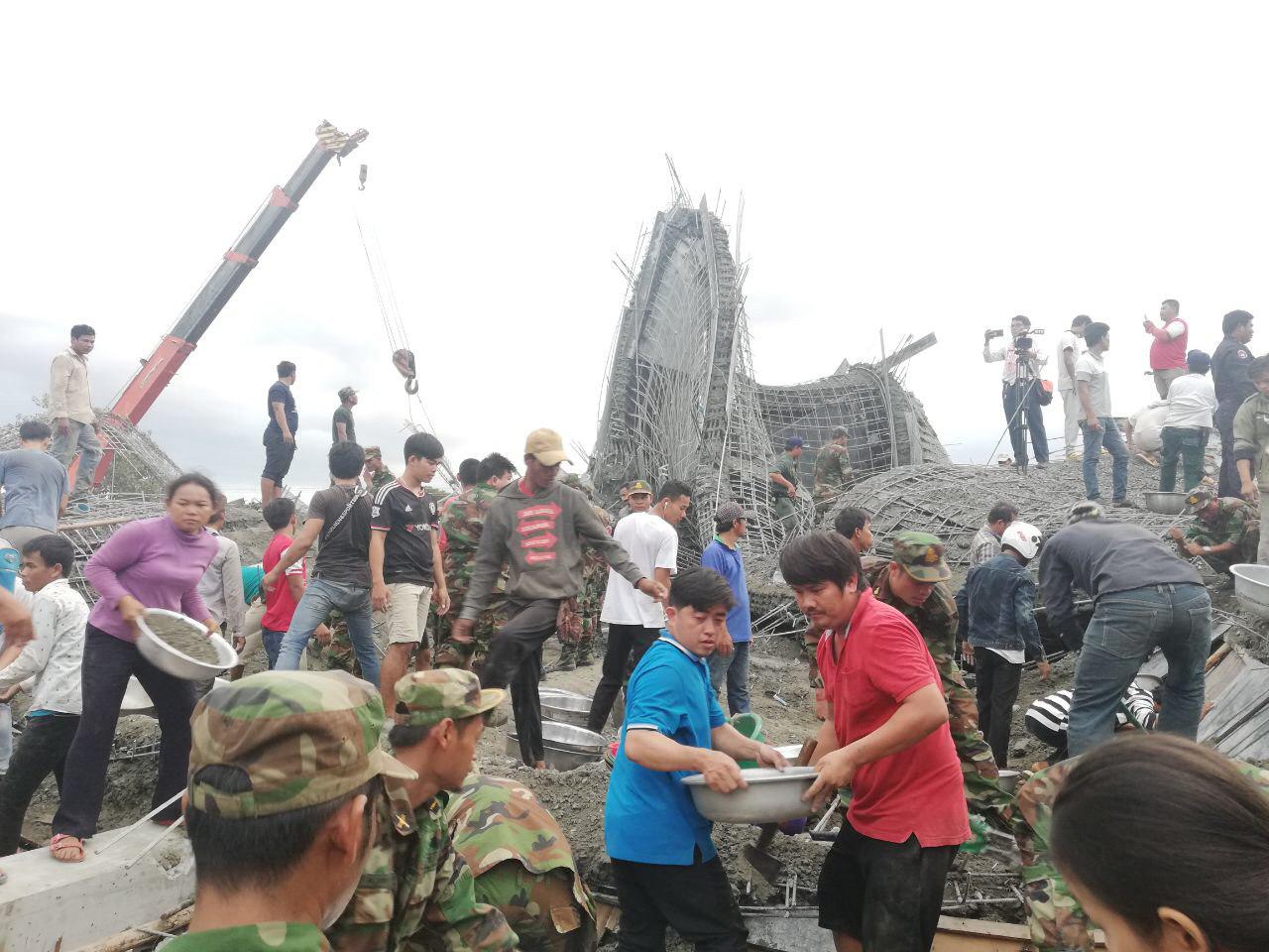 At least 3 die, dozens injured in collapsed pagoda in Siem Reap