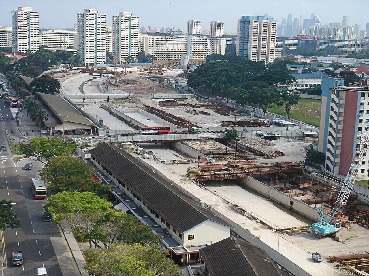 Singapore experiments building roads with waste ash