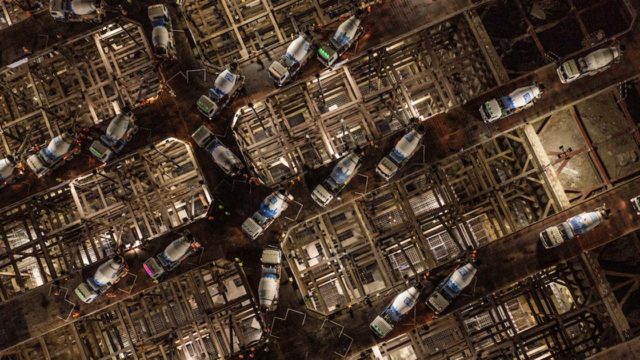 ការចាក់បេតុងដ៏ធំបំផុតមិនធ្លាបមាននៅទីក្រុងបាងកក