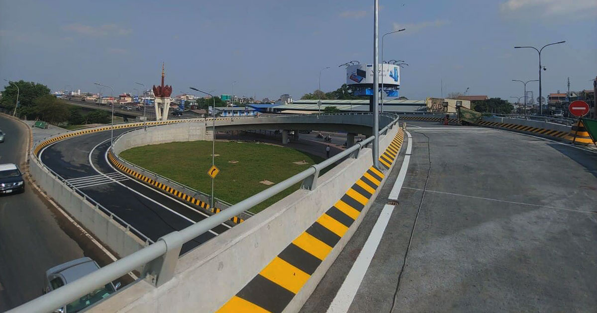 New Flyover at Kbal Thnal area officially opened for official use
