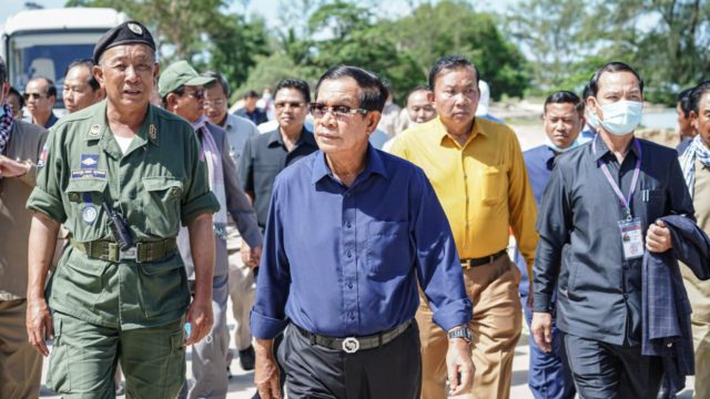 Samdech Hun Sen: Develop Sihanoukville early to connect the three Cambodia’s economic poles