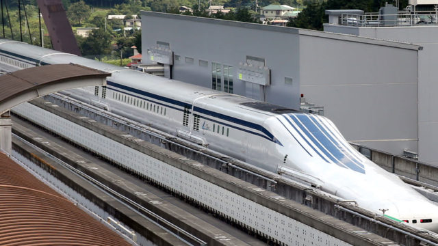 រថភ្លើងលឿនបំផុតលើពិភពលោកតម្លៃ ៨៤ពាន់លានដុល្លារ ពន្យារការសាងសង់ដោយសារបញ្ហាបរិស្ថាន