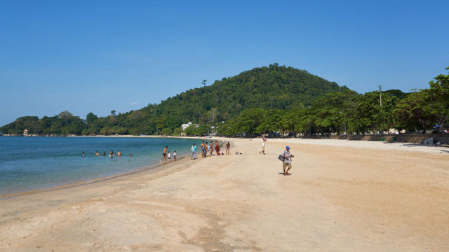 រដ្ឋបាលខេត្តកំពតកំពុងពន្លឿនគម្រោងអភិវឌ្ឍន៍ឆ្នេរថ្មីនៅស្រុកទឹកឈូ