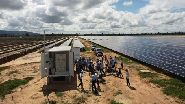 រោងចក្រសូឡាតម្លៃ២៩លានដុល្លារនៅខេត្តពោធិ៍សាត់ចាប់ផ្តើមបញ្ចេញថាមពេលចូលបណ្តាញជាតិ