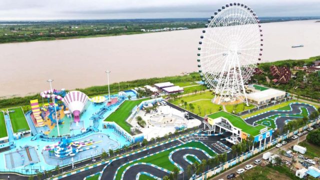 មជ្ឈមណ្ឌលកម្សាន្តខ្នាតយក្សដំបូងបង្អស់នៅកម្ពុជាតម្លៃ ៨៥លានដុល្លារ បើកសម្ពោធជាផ្លូវការហើយ