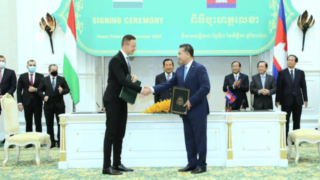 កិច្ចព្រមព្រៀងផ្លូវអាកាសរវាងកម្ពុជា និងហុងគ្រី អាចជាចលករថ្មីជំរុញសេដ្ឋកិច្ចក្រោយកូវីដ